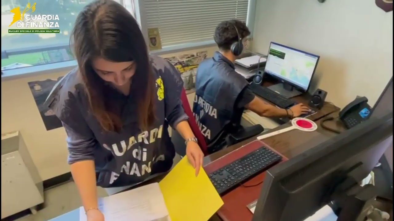 Truffe online, sgominata la banda che finanziava i Casalesi