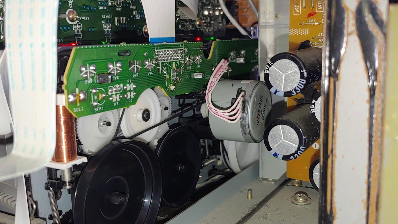 The innards of a dual cassette deck in motion from a aiwa stereo YouTube