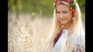 Russian women in ethno dresses