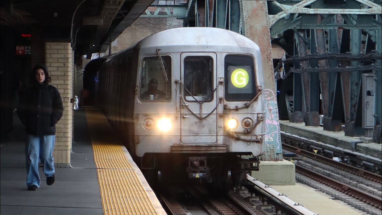 R68 Vs R211 R42/R46/R68/A/R160/R211 (F) & (G) Trains at 4th Avenue- 9th Street ...