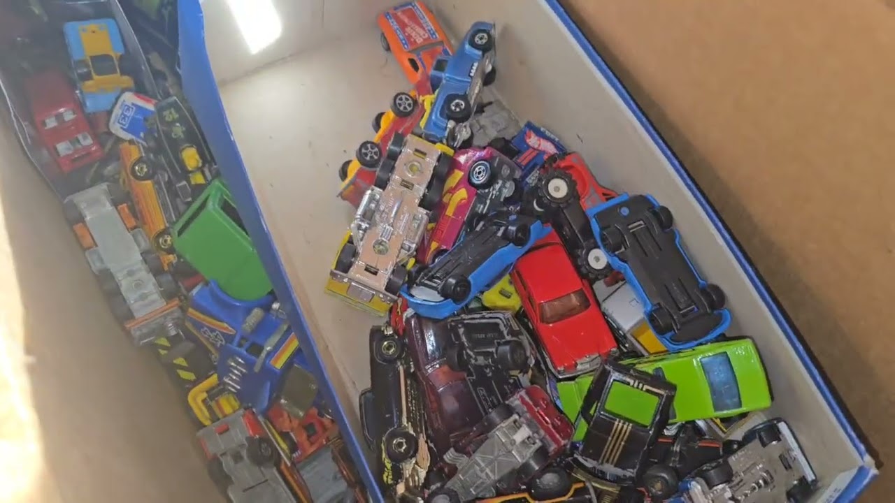 Как вы находите инвентарь для перепродажи, мистер Buysalot? Он сам меня находит... Так много веще...