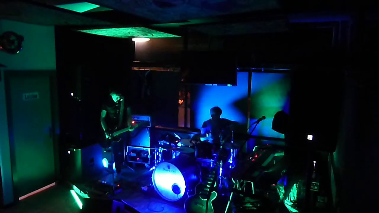 James and The Butcher live at Joe Koala