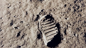Live | Neil Armstrong