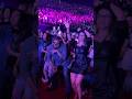 En este show, la única condición es que todos saquen los pasos prohibidos 🕺🏽💃🏻😂