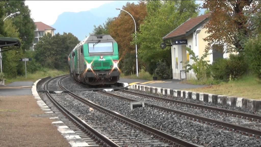 Train: manoeuvres en gare de Jarrie-Vizille (38)  HD