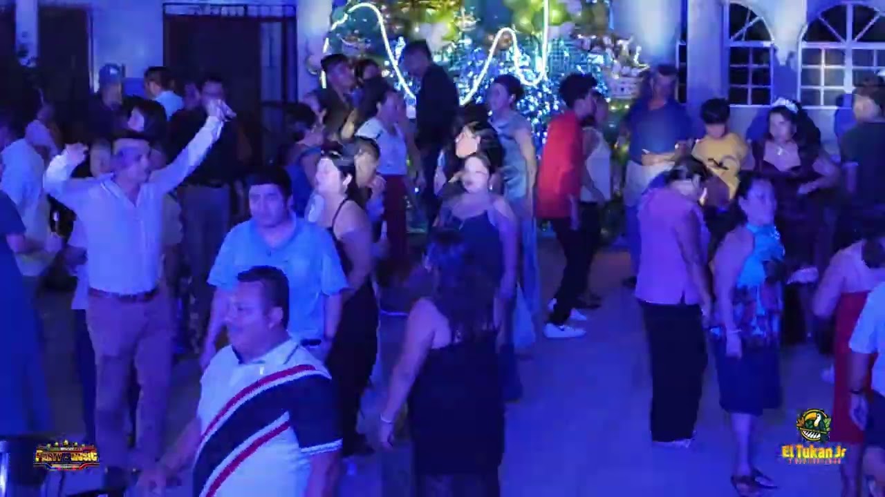 5 DE TE, EL BAILECITO, LA VAINILLA - El Tukan Jr Y Sus Teclados - En Vivo Buena Vista 2da