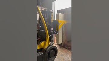 ▪️Unloading the new container: Fantasy White Quartzite.