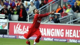 Arron Lilley's stunning catch against Nottinghamshire