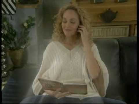 קרלה מגלה את הסוד בובות 