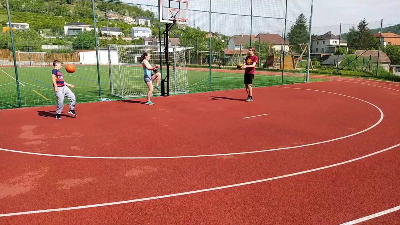 High Knees (Soccer Tips) www.BasketballDrills.cz YouTube