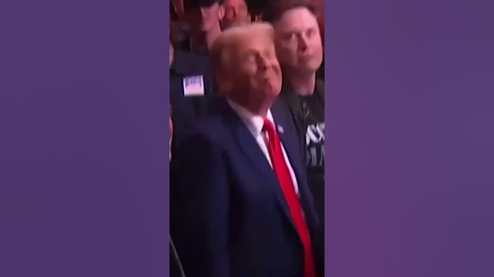 Charles do Bronx cumprimenta “Biden”,  Trump e Elon Musk ao fundo  - UFC 309 Jones x Miocic