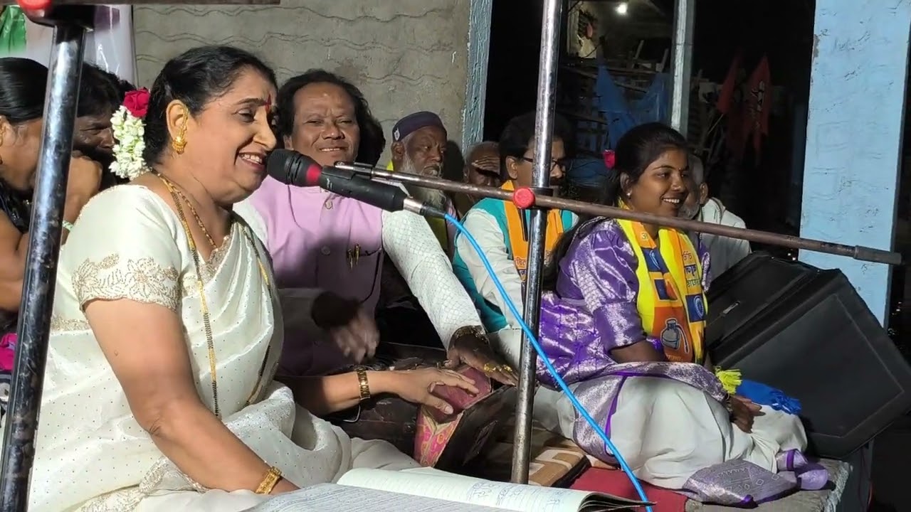 महाराष्ट्रातील सुप्रसिद्ध गायिका शालणी ताई शिंदे मुंबई 