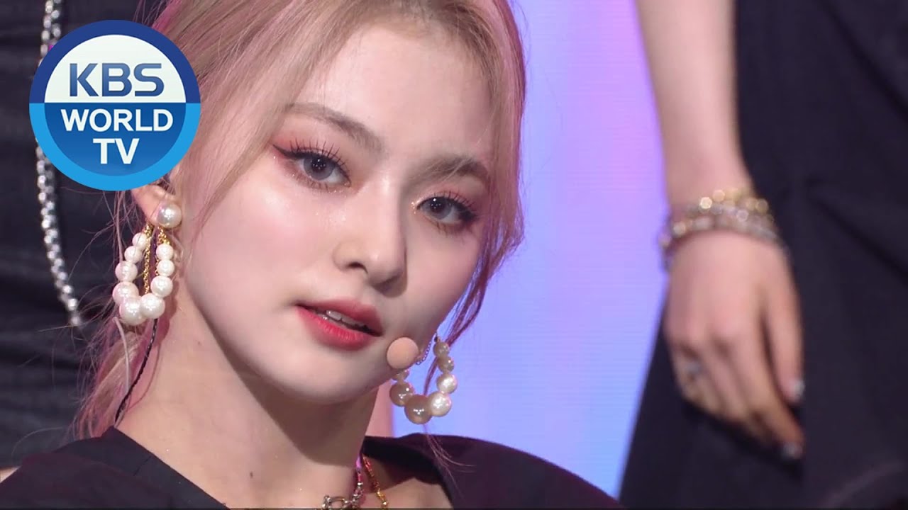 fromis_9(프로미스나인) - Feel Good(SECRET CODE) (Music Bank) | KBS WORLD TV 201016