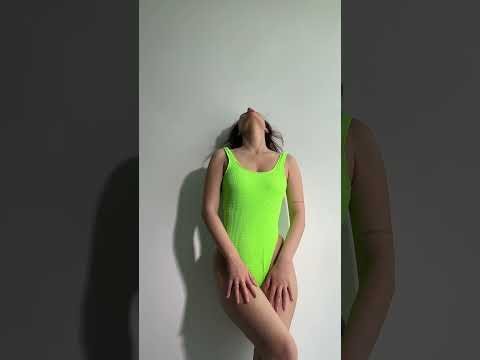 Жіночий спільний купальник жатка Bikini Beach салатовий, видео 1