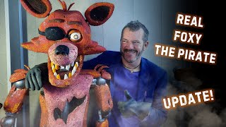 Realistic animatronic) foxy  Five Nights At Freddy's Amino