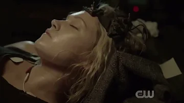 Does Clarke and Bellamy make love?