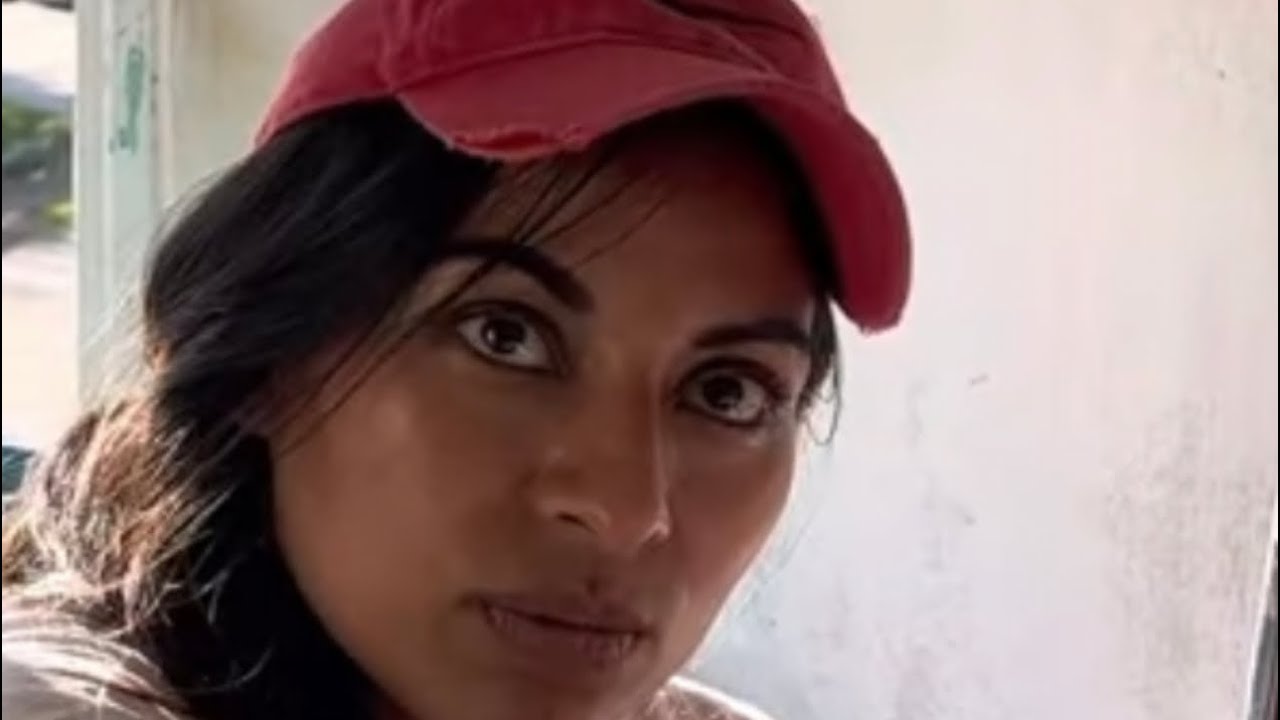 El agua de 6 pesos 💦 Lucia