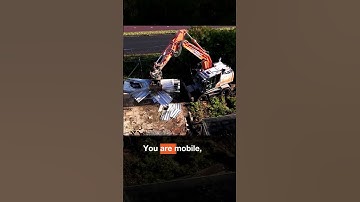 Operator opinion on Hitachi wheeled excavators