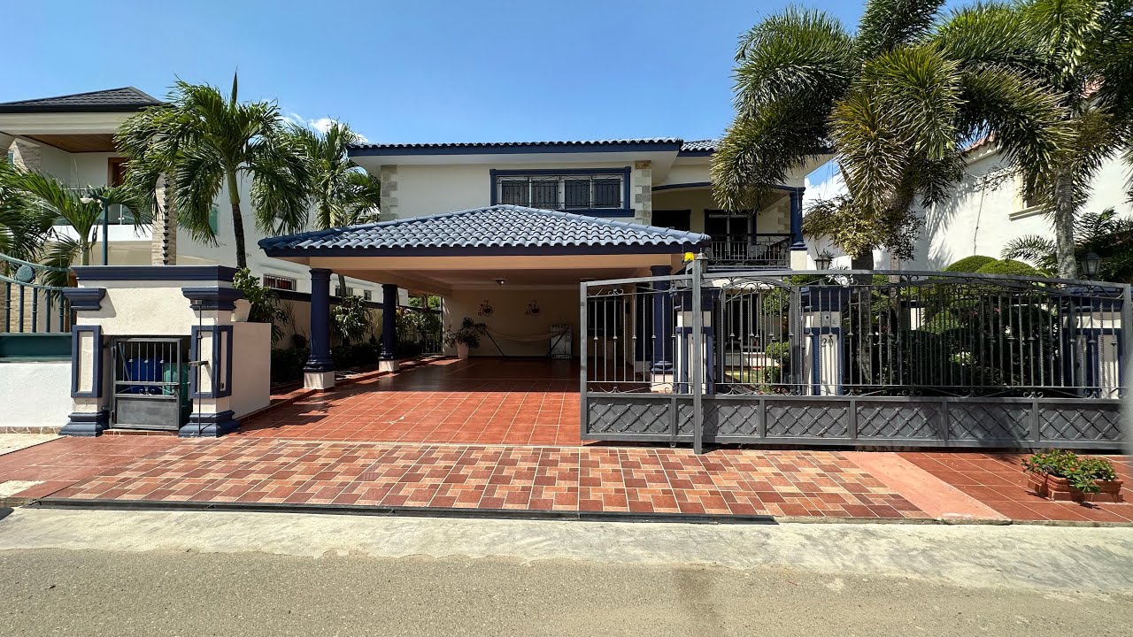 MIRA ESTA CASA DETRÁS DEL HOMS EN SANTIAGO, TE QUEDAS CON TODO, ESTA ES REALMENTE UNA OPORTUNIDAD♥️