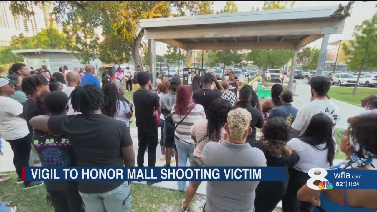 Community mourns teen killed in Citrus Park Mall shooting - YouTube