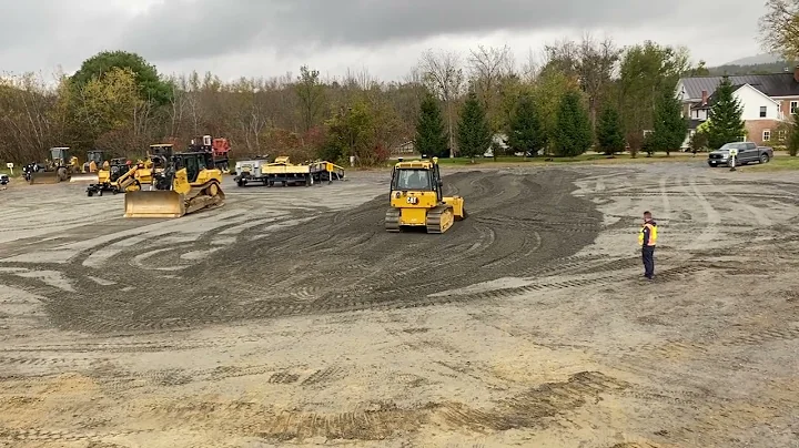 CAT D3 using the CAT Steer Assist feature