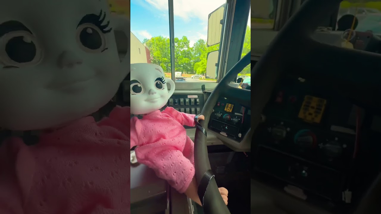 ITALIAN BRAINROT IS DRIVING THE SCHOOL BUS!