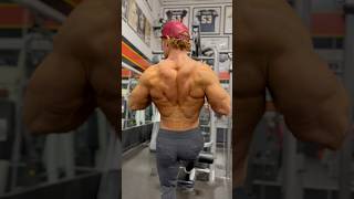 Play video: Bill Pearl taught me this exercise