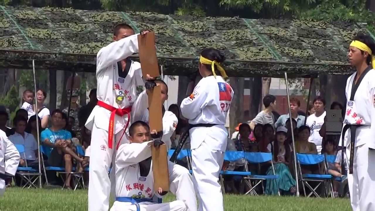 海軍陸戰隊66週年隊慶  跆拳道擊破操演 ---2013/09/14