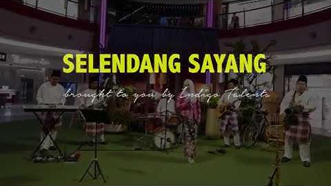 Selendang Sayang