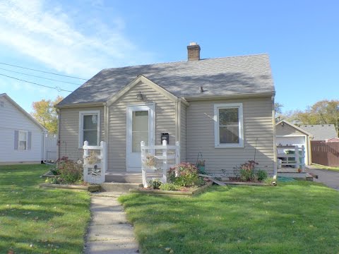 1905 Walnut St, Holt, MI home video tour