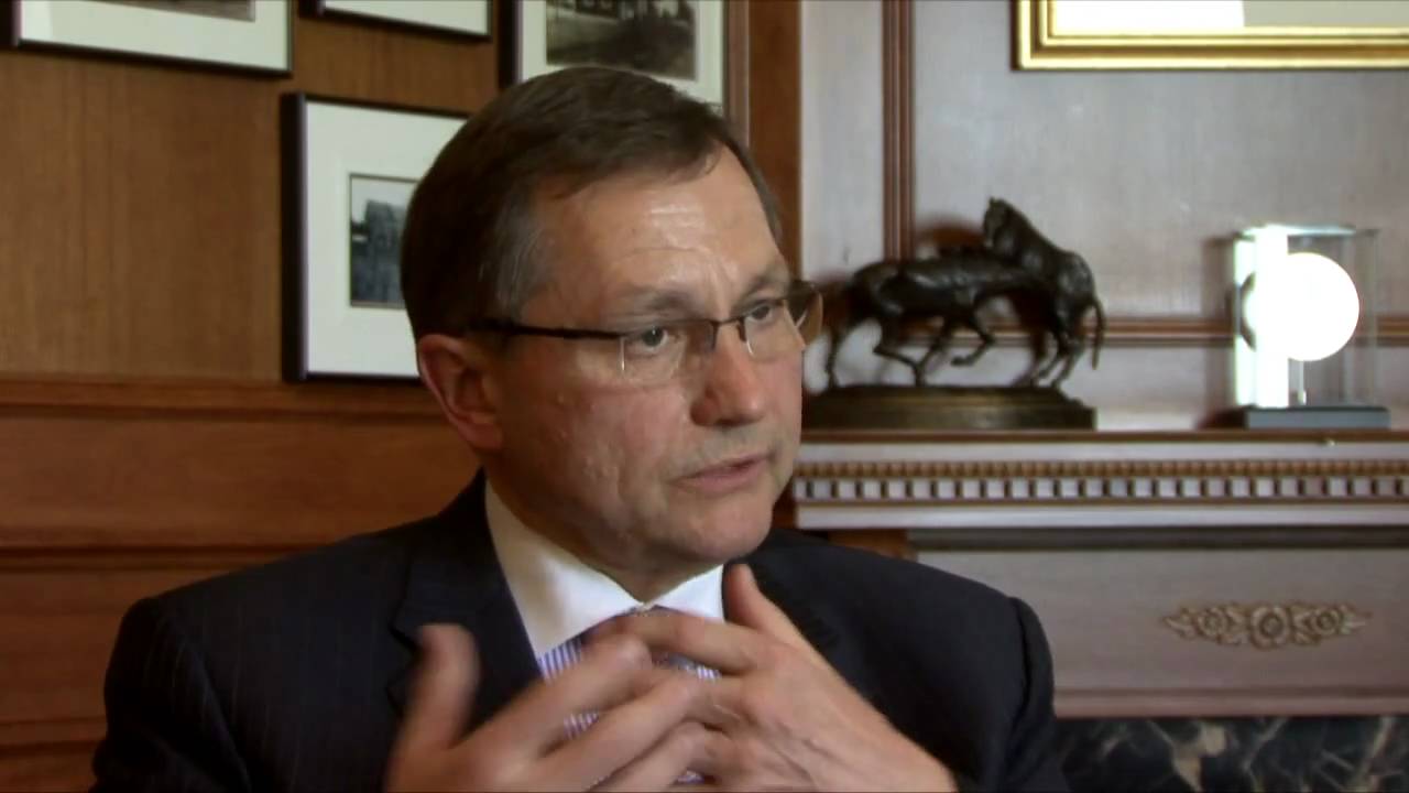Premier Ed Stelmach comments on the Alberta 2010 Cabinet Tour