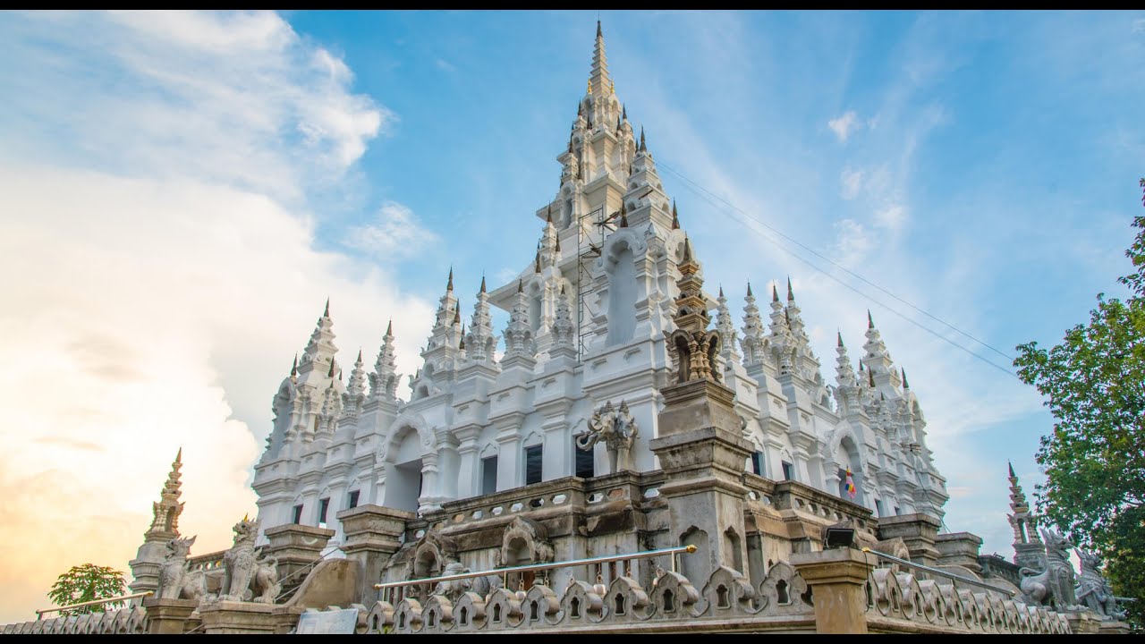 ... กว่าจะมาเป็นโลหะปราสาท (จากกองอิฐ.. สู่ เจดีย์)