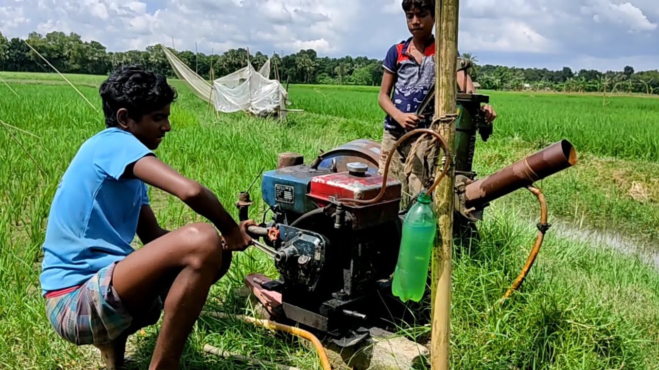 Skillfull Boys Start A Old Antic Machine Startup!! How To Start A Salo Machine.