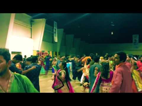 Tara naam ni chundadi odhi by Atul purohit at international centre canada garba event 2016 Jay ambe