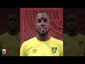 King/ Taylor in training with the #ReggaeBoyz in Mexico