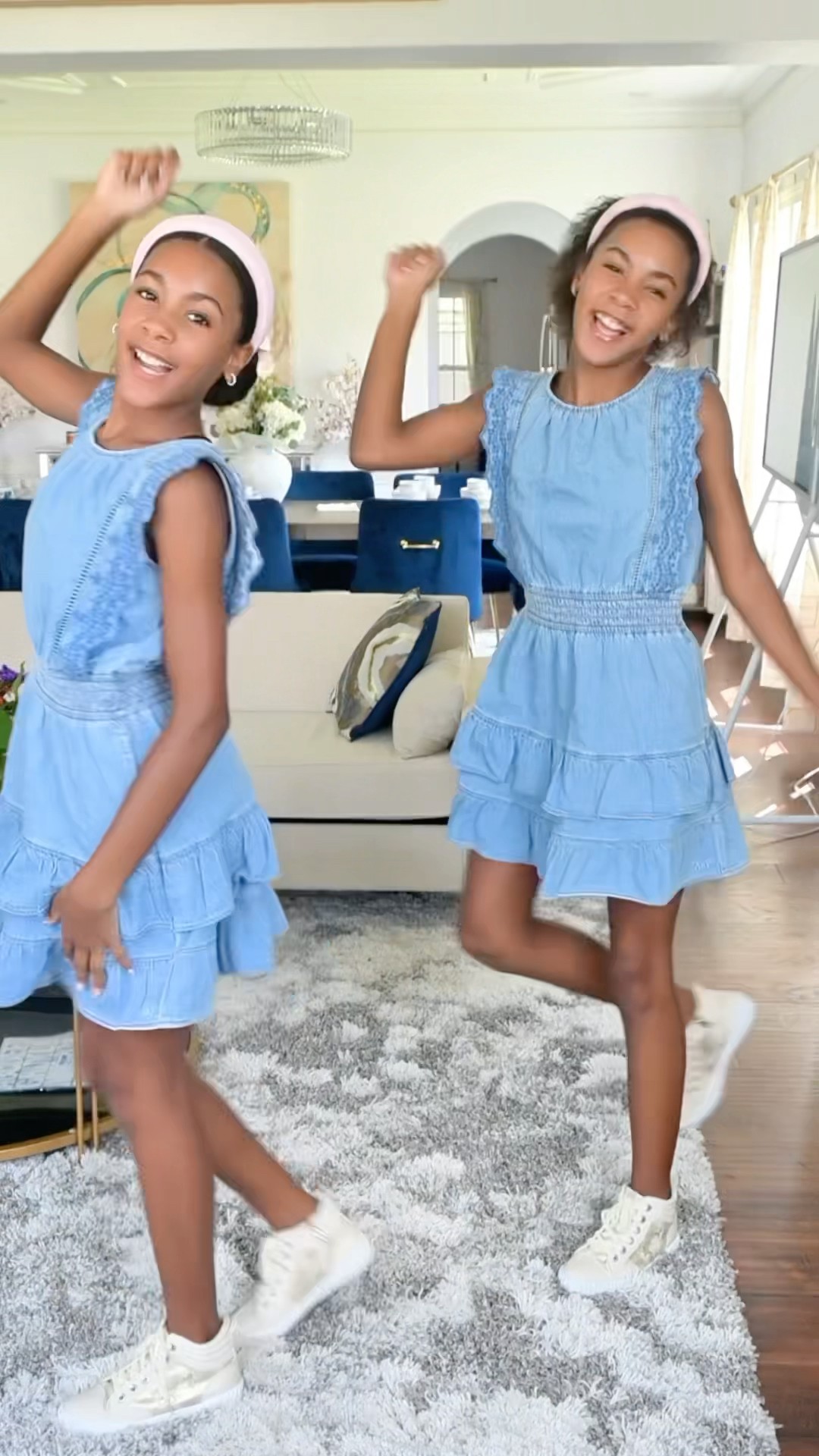 We're OBSESSED with this dance 💃🏽 #aiscream - YouTube