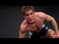 How To: Elbow To Knee Crunch