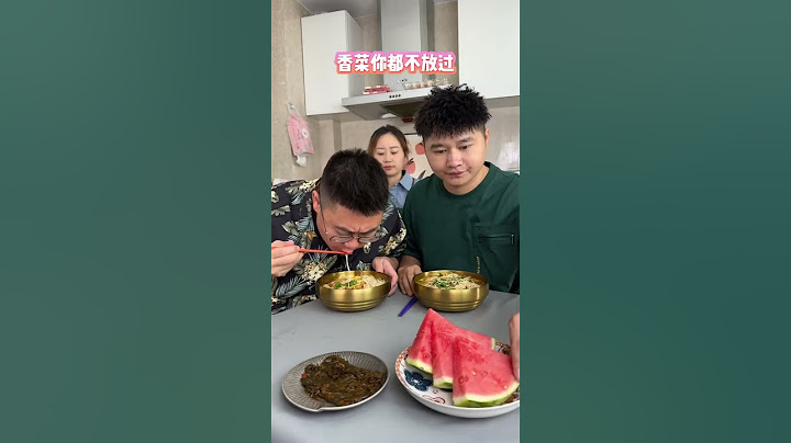 自私哥哥抢走弟弟的鸡蛋，竟意外让弟弟吃到鸡腿，哥哥气坏了