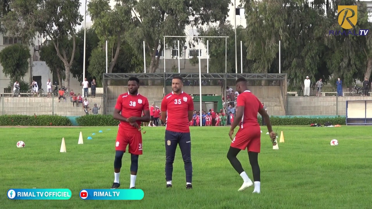 الفيديو الكامل لتقديم لاعبي حسنية أكادير أمام الجماهير بمناسبة الموسم الكروي الجديد20/19