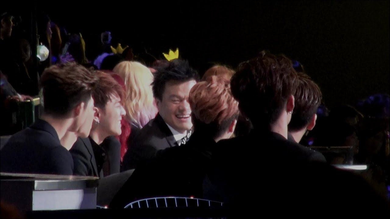 20151202 MAMA　 iKON　受賞前と受賞時