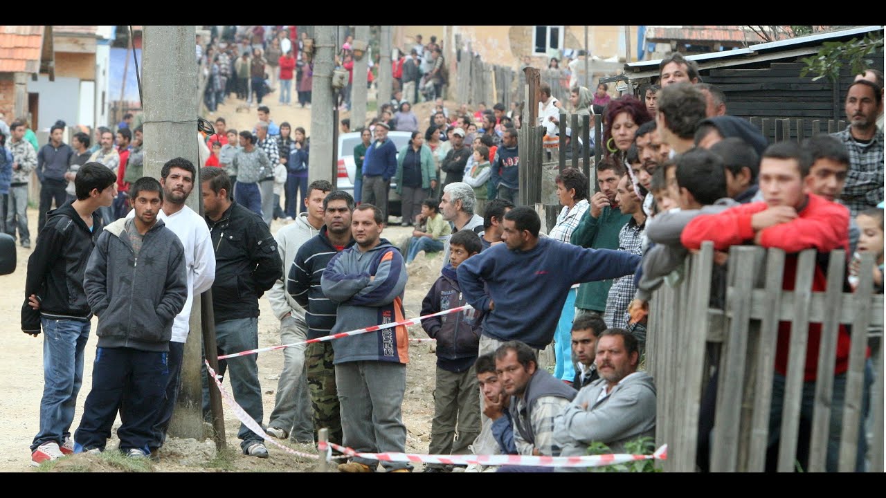 Huncovce - Gipsy settlement / Huncovce - Rómska osada
