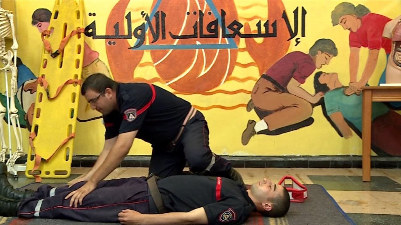 الإسعافات الأولية : عند إصابة العمود الفقري ... ماذا تفعل؟