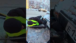 Я предупреждал: «закрепи лучше!» Эвакуатор поехал, машина...