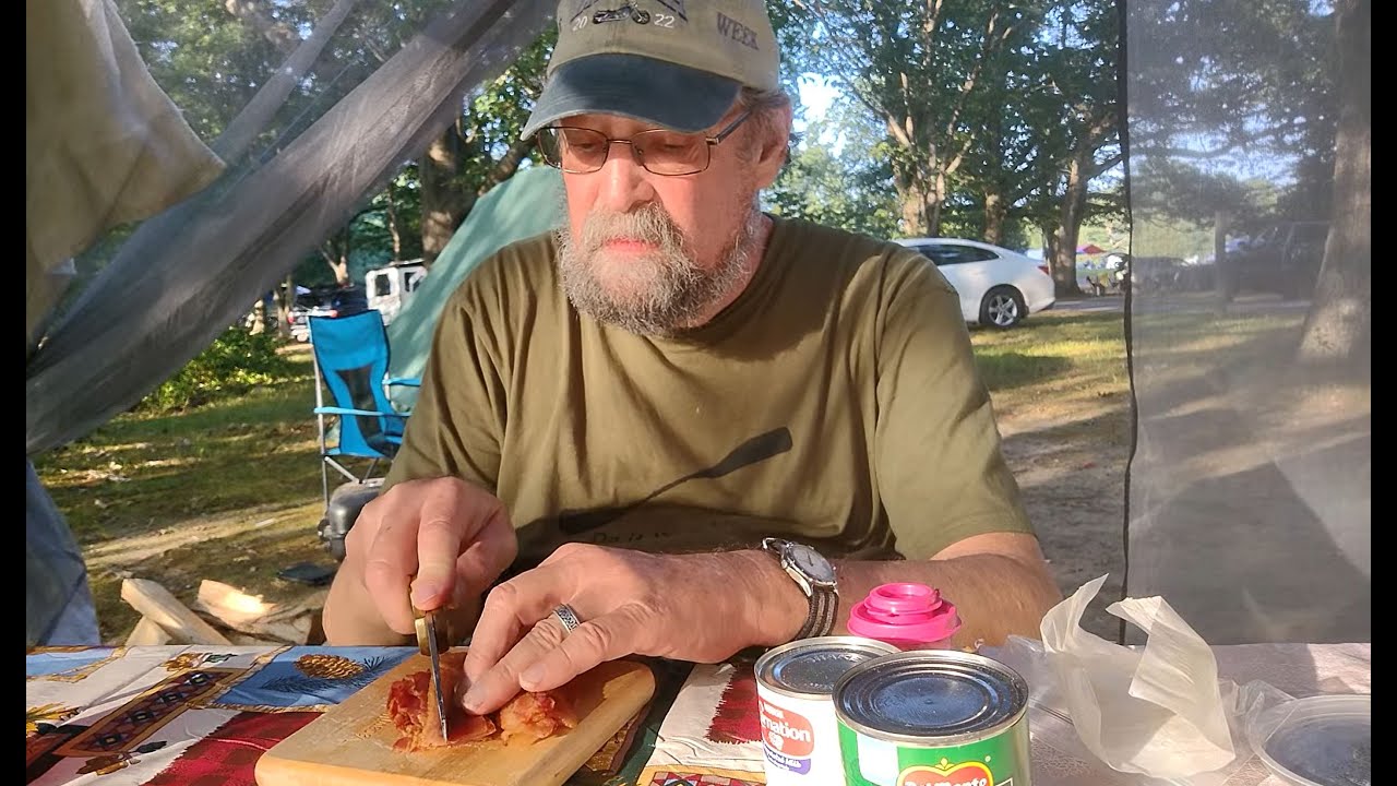 Mmmm Bacon! Olde Fashioned Corn Chowder Made Better!  Plus Hog Reeves and The Pilgrim Corn Robbery