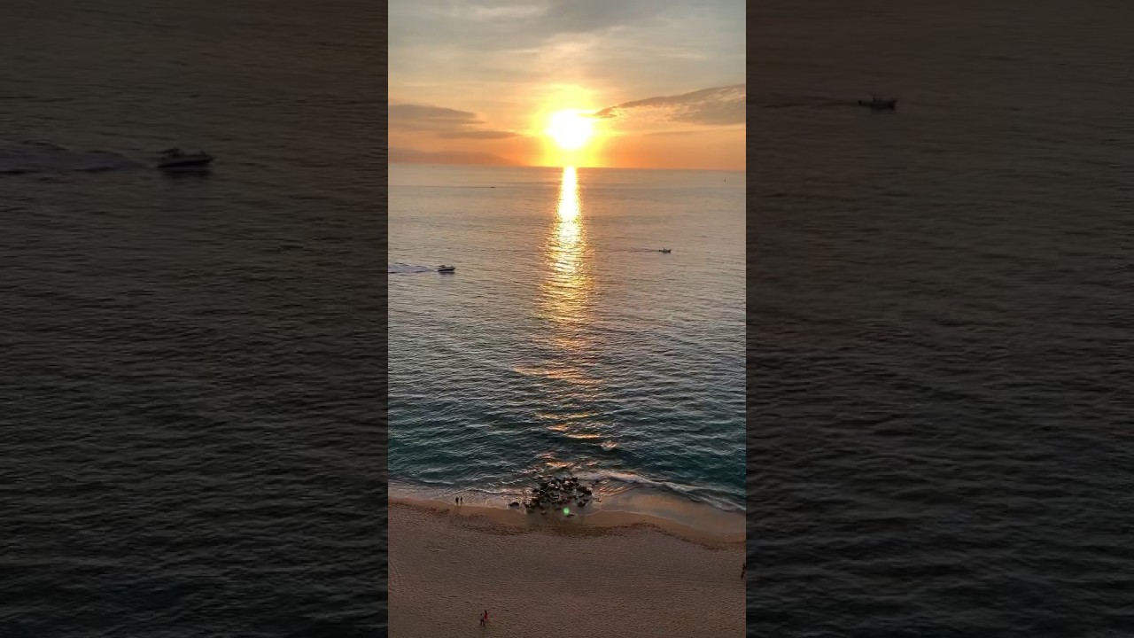 Península Puerto Vallarta Luxury Beachfront Condo for Rent. 