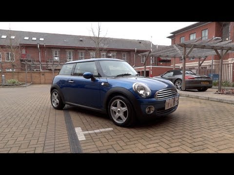 2007 MINI Cooper Hatch Start-Up and Full Vehicle Tour