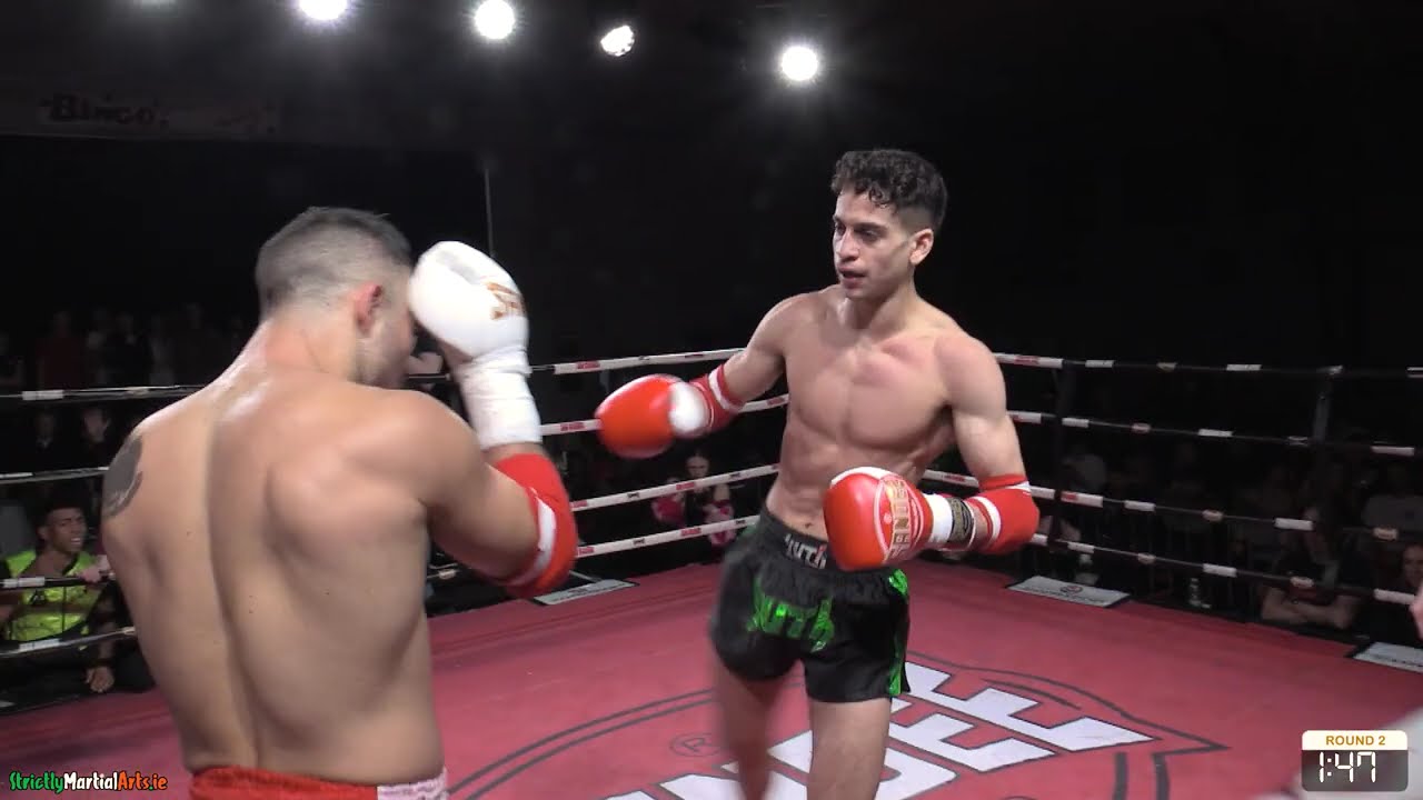 Juan Galaz Larios vs Tadgh English
