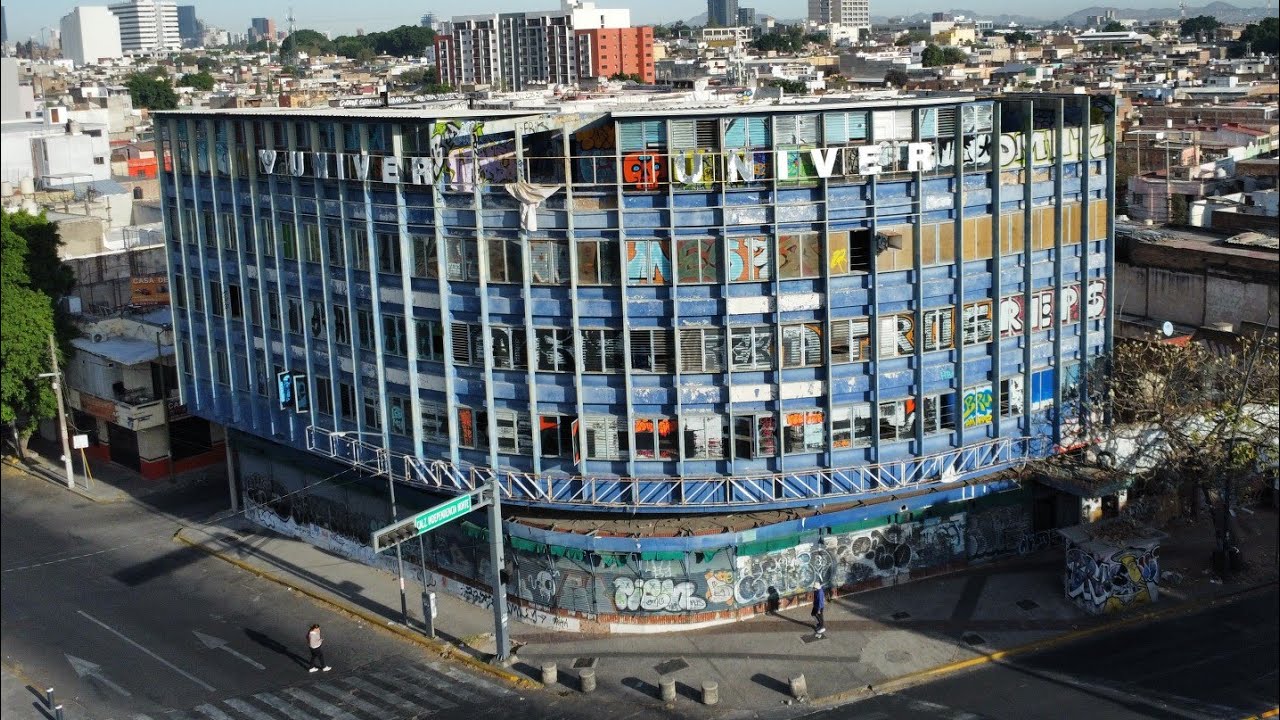 La gigantesca estructura abandonada de Guadalajara la universidad exploracion urbana