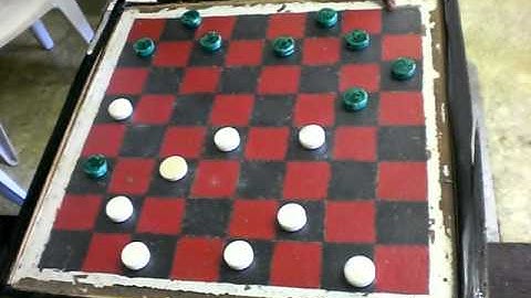 Pool Checkers 5 man jump