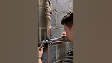 How to bend copper pipe in place! #subscribe #youtubeshorts #instagram #plumbing